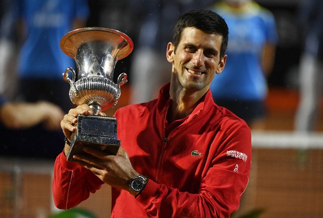 Djokovic vượt Nadal ở chung kết Rome Masters, lập kỷ lục đặc biệt Djokovic lần thứ 5 vô địch Rome Masters