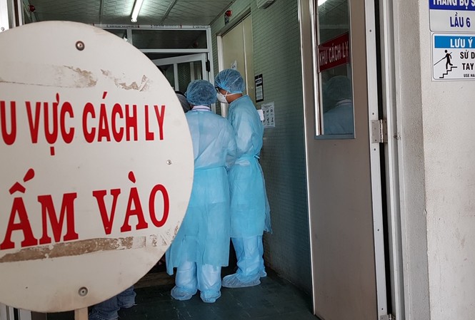 Nhiều tình huống giả định tiếp nhận bệnh nhân nghi nhiễm virus corona Nhiều tình huống giả định tiếp nhận bệnh nhân nghi nhiễm virus corona