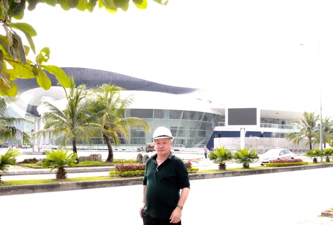 Doanh nhân Nguyễn Tăng Cường: TPHCM không hết ngập, không lấy tiền Doanh nhân Nguyễn Tăng Cường bên Dự án nhà văn hoá tỉnh Quảng Ninh có mức đầu tư nghìn tỷ đồng. Ảnh: Minh Đức