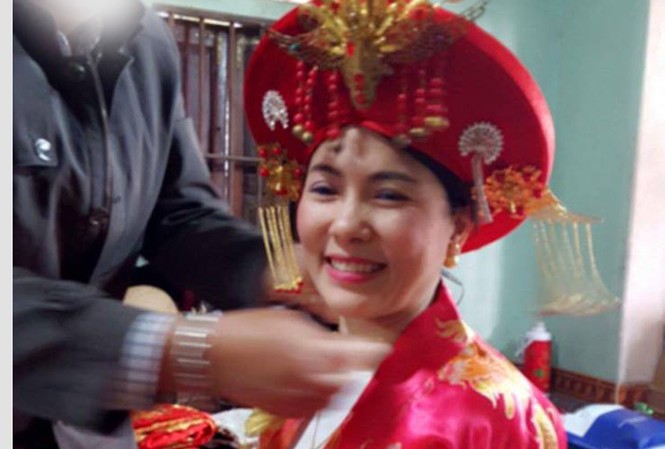 Nữ cán bộ ngân hàng dọa tự tử trước khi vỡ nợ trăm tỷ Bùi Phương Thảo khi chưa bị bắt. Ảnh nạn nhân cung cấp.