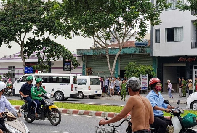 Người đàn ông tử vong trong phòng nghỉ sặc mùi thuốc sâu Người đàn ông tử vong trong phòng nghỉ sặc mùi thuốc sâu