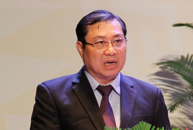 Lo ngại hoang mang vì virus Corona, Chủ tịch Đà Nẵng gửi thư cho báo chí Chủ tịch Huỳnh Đức Thơ mong các cơ quan báo chí hỗ trợ thành phố trong việc cung cấp thông tin chính thức về dịch bệnh viêm đường hô hấp cấp do chủng mới của vi rút Corona. Ảnh: Thanh Trần.