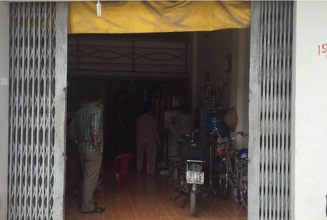 Bố mẹ bàng hoàng phát hiện con tử vong trong phòng trọ Phòng trọ xảy ra vụ việc.