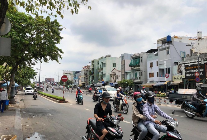 Kẻ dùng vật nhọn đâm 10 người đi đường không bị nhiễm HIV Cầu Nguyễn Văn Cừ, khu vực nhiều người bị H đâm gây thương tích.