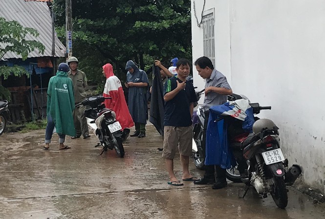 TPHCM xuất hiện thêm ổ dịch tả heo Châu Phi Lực lượng chức năng phong toả khu vực xảy ra dịch bệnh.