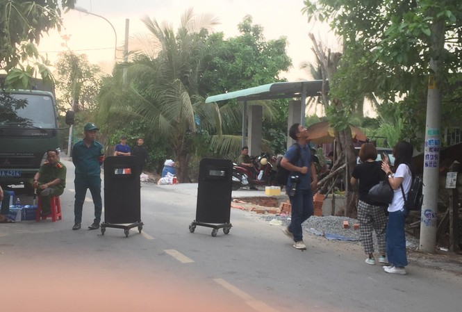 Phối hợp với Campuchia truy bắt kẻ xả súng bắn chết 4 người tại TPHCM Lực lượng chức năng truy tìm Tuấn 'khỉ' ở Củ Chi những ngày qua.