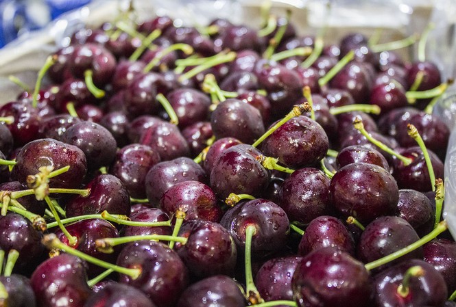 Chuyên gia nói gì việc ồ ạt thực phẩm Mỹ giá rẻ về Việt Nam? Cherry Mỹ về Việt Nam giảm đến 40% so với năm ngoái