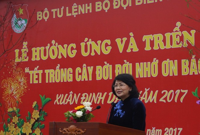 Trồng cây bảo vệ biên giới, khẳng định chủ quyền Phó Chủ tịch nước phát biểu chỉ đạo tại lễ hưởng ứng và triển khai “Tết trồng cây đời đời nhớ ơn Bác Hồ” do Bộ Tư lệnh Bộ đội Biên phòng (BĐBP) tổ chức