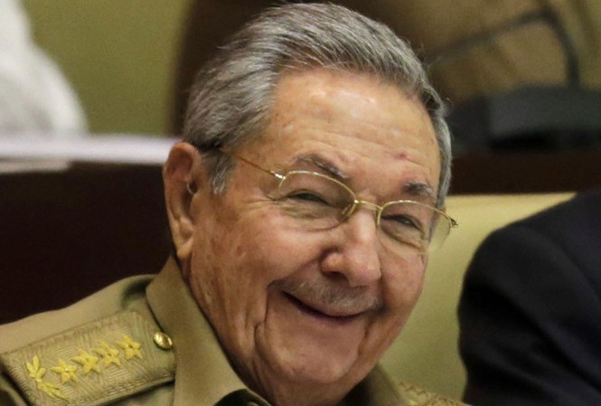 Cuba: Chủ tịch Castro kéo dài nhiệm kỳ, sẽ thôi chức vào tháng 4/2018 Chủ tịch Cuba Raul Castro. Ảnh: AP