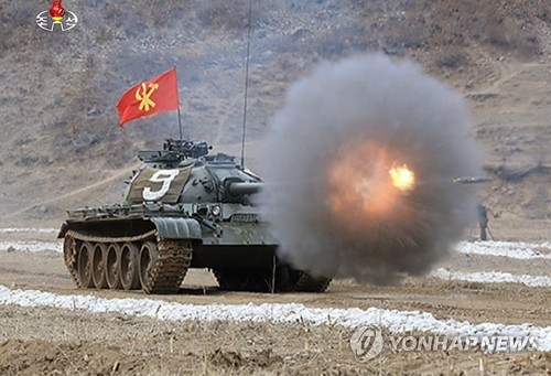 Tình hình ấm lên, Triều Tiên giảm quy mô thi tài tăng – thiết giáp Xe tăng Triều Tiên. Ảnh: Yonhap