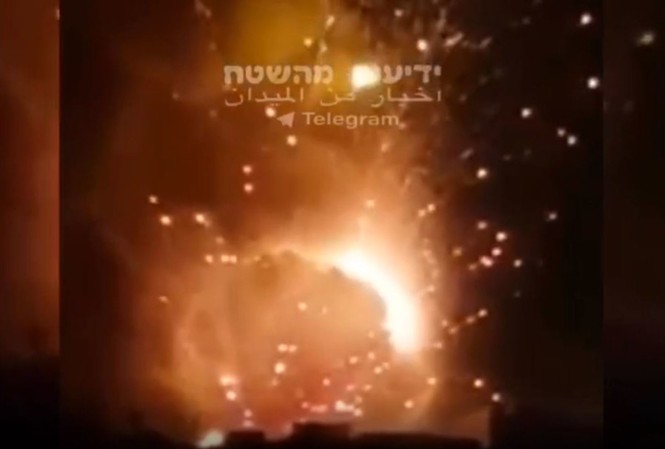 Damascus rung chuyển vì nổ lớn, Israel lập tức thừa nhận 'vừa tấn công Syria' Vụ tấn công tối 24, rạng sáng 25/8 nhằm vào Syria. Ảnh: Jerusalem Post