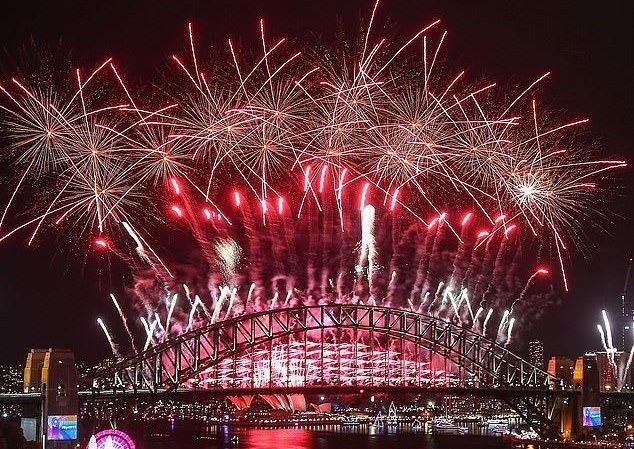 Sydney có nguy cơ huỷ bắn pháo hoa đêm giao thừa vào phút chót Pháo hoa trên cảng Sydney năm 2019. Ảnh: Getty