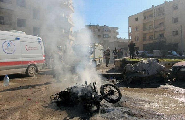 Syria: Giao tranh bất chấp lệnh ngừng bắn, 39 người chết chỉ trong một đêm Idlib chưa ngơi tiếng súng bất chấp lệnh ngừng bắn. Ảnh: AP