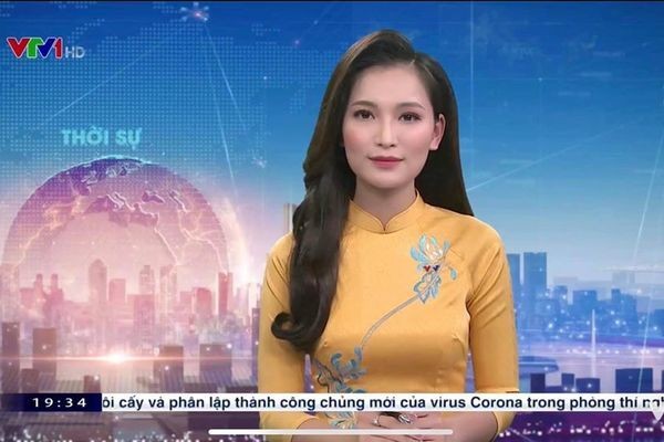 BTV trẻ nhất Thời sự 19h, giải nhì Văn quốc gia, thủ khoa Ngoại thương là ai? Linh Thủy là gương mặt mới của Thời sự 19h đang được chú ý gần đây.