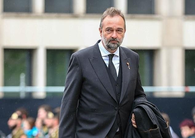 Nhân vật hoàng gia đầu tiên trên thế giới mắc Covid-19 Ông Karl von Habsburg. Ảnh: Daily Mail