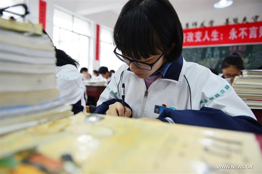 Trung Quốc: Rúng động vụ hai nữ sinh tử vong trong lớp vì bị bạn giết Ảnh minh họa: Nhân dân Nhật báo