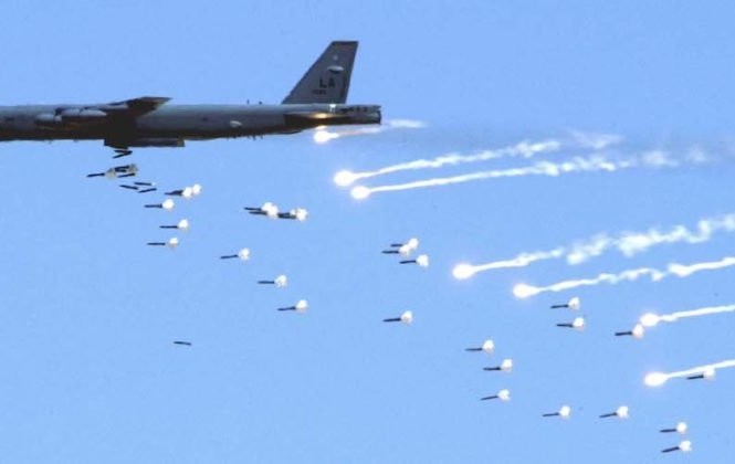 Mỹ điều B-52 tới châu Âu hòng 'dằn mặt' Nga Mỹ điều B-52 tới châu Âu hòng 'dằn mặt' Nga