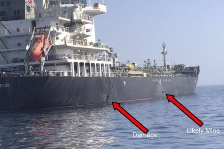 Ông Trump đã nhầm về vai trò của eo biển Hormuz? Ông Trump đã nhầm về vai trò của eo biển Hormuz?