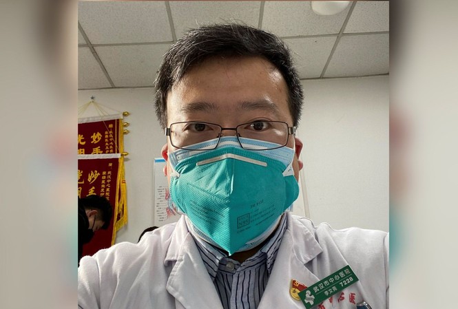 Báo đảng Trung Quốc biểu dương người đầu tiên cảnh báo sớm về coronavirus mới Bác sĩ Li Wenliang. Ảnh: Hoàn cầu Thời báo.