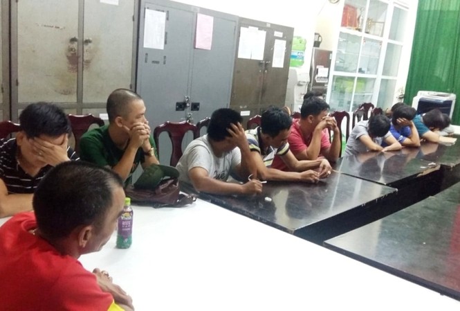 Triệt phá điểm cá độ bóng đá ngay đêm chung kết World Cup Các đối tượng tại cơ quan điều tra