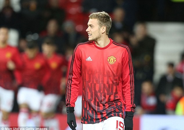 BẢN TIN Thể thao: Cho mượn tiền đạo, Van Gaal gây sốc ở M.U Van Gaal đẩy Wilson khỏi M.U.