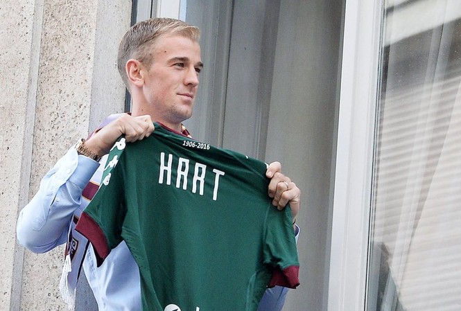 Man City dùng 'núi tiền' để đuổi cổ Joe Hart Joe Hart sẽ nhận 9 triệu bảng nếu đồng ý hủy hợp đồng với Man City.
