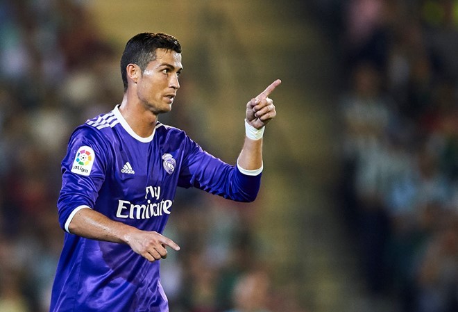 Bản tin Thể thao: Tiết lộ 'thần dược' của Ronaldo Ronaldo ghi bàn giúp Real Madrid thắng Real Betis 6-1.