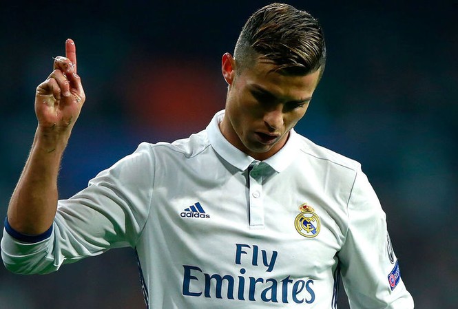 Ronaldo chi tiền để giữ bí mật đời tư... 70 năm sau khi chết? Ronaldo chi tiền để giữ bí mật đời tư.