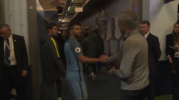 BẢN TIN Thể thao sáng: M.U chi 55 triệu bảng mua Aguero HLV Mourinho muốn mang Aguero về M.U.