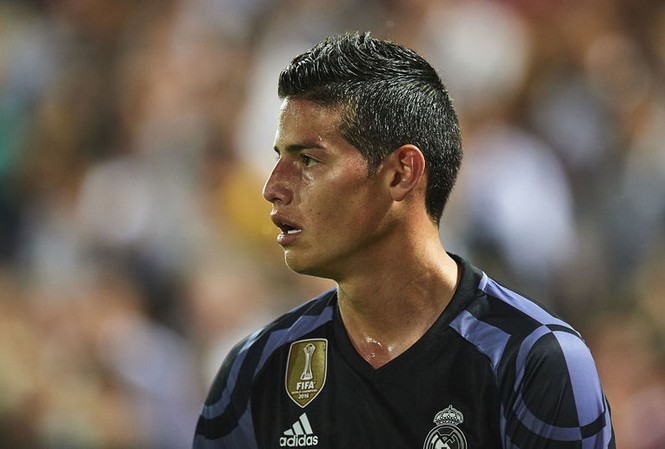 Hé lộ điều kiện gia nhập M.U của James Rodriguez James Rodriguez muốn mang áo số 10 nếu gia nhập M.U.