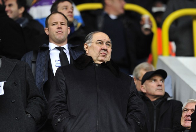 Arsenal rơi vào tay tỷ phú Nga, HLV Wenger gặp nguy? Tỷ phú Alisher Usmanov muốn toàn quyền sở hữu Arsenal.
