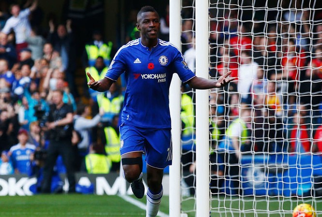 Ramires trở lại Chelsea theo chế độ “đặc biệt“ Ramires trở lại Chelsea tập luyện trong thời gian giải VĐQG Trung Quốc tạm nghỉ.
