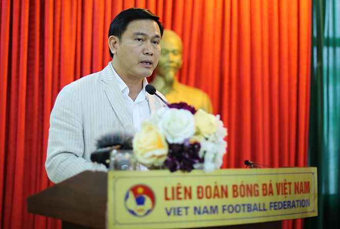 Bản tin thể thao: VPF sẵn sàng cho khả năng HAGL bỏ V.League Ông Trần Anh Tú tiếp tục nắm 3 vị trí quan trọng tại VPF.