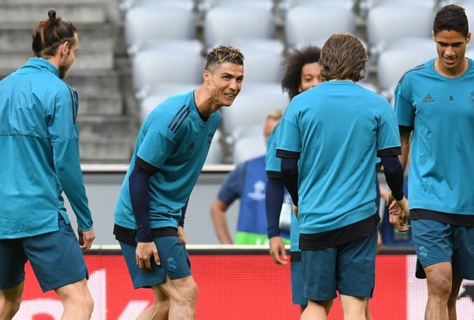 Real nhận tin vui trước đại chiến với Liverpool Ronaldo đã trở lại tập luyện cùng các đồng đội.