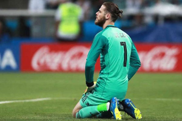 Vào vòng 1/8, tuyển Tây Ban Nha 'trảm' De Gea vì mất tín nhiệm De Gea thi đấu rất thất vọng ở 3 trận vừa qua.
