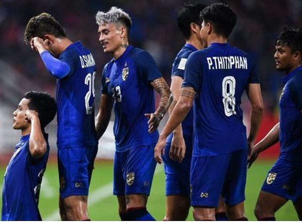 AFF Cup 2018: FAT treo thưởng 'đậm' cho ĐT Thái Lan ĐT Thái Lan sẽ "vớ bẫm" nếu vô địch AFF Cup 2018.