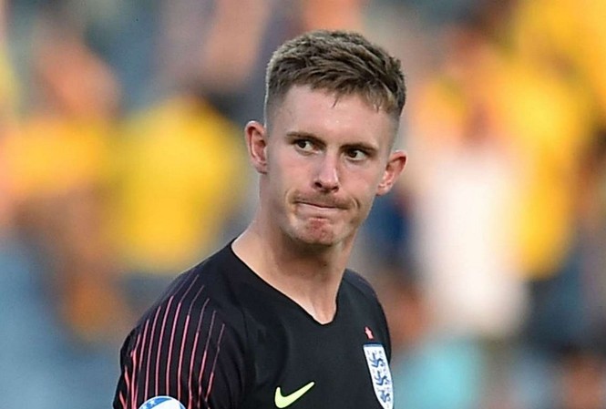 M.U bán tháo thủ môn ‘dâng tặng’ 3 điểm cho Liverpool Dean Henderson không có nhiều cơ hội để trở lại khoác áo M.U.