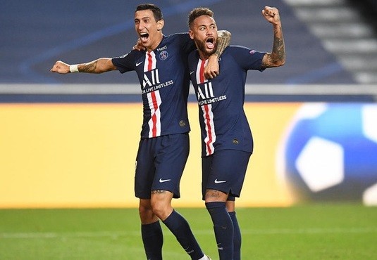 Đại thắng RB Leipzig, PSG san bằng kỷ lục của Real Madrid Niềm vui của các cầu thủ PSG sau khi đại thắng RB Leipzig.