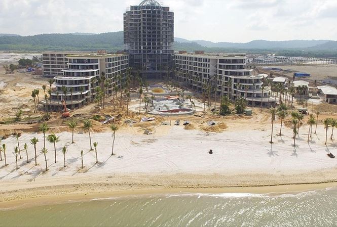 Xử lý loạt hàng loạt 'vấn đề bất ổn' trên thị trường BĐS Condotel bùng phát do doanh nghiệp bất động sản xây quá nhiều bất chấp việc chưa có hành lang pháp lý (Ảnh minh họa).