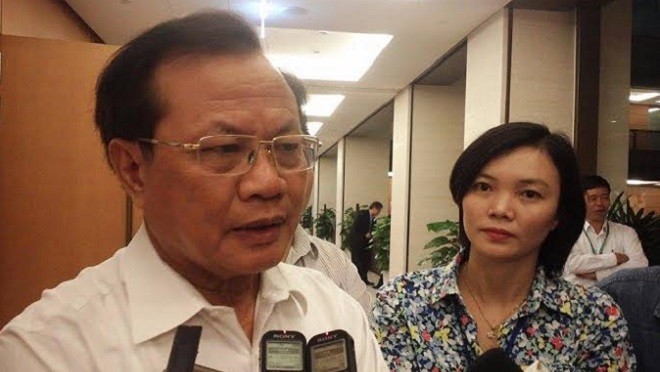 Ông Phạm Quang Nghị nói gì về nhân sự Chủ tịch Hà Nội? Ông Phạm Quang Nghị trao đổi với PV bên lề kỳ họp sáng 4/11. Ảnh DN