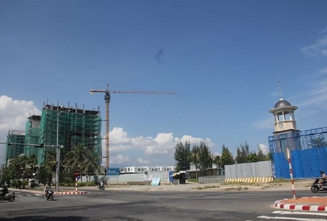 Năm cán bộ lãnh đạo của Đà Nẵng bị kỷ luật Khu đô thị Đa Phước nơi đang bị thanh tra toàn diện, liên quan đến kỷ luật của ông Lê Quang Nam - Giám đốc Sở Tài nguyên - Môi trường Đà Nẵng.