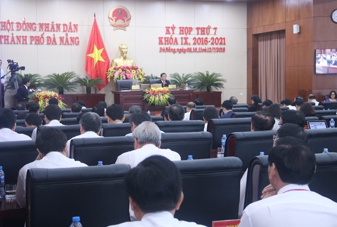 Đà Nẵng thảo luận chính sách hỗ trợ tiền để 'nhường ghế' cho người trẻ Kỳ họp thứ 7, HĐND thành phố Đà Nẵng khóa IX.