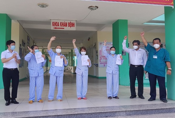 4 bệnh nhân COVID-19 ở Đà Nẵng đã được chữa khỏi 4 bệnh nhân mắc COVID-19 ở Đà Nẵng đã được chữa khỏi.