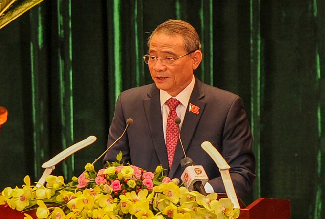 Đại hội Đảng bộ Đà Nẵng: 'Công tác cán bộ là then chốt của then chốt' Ông Trương Quang Nghĩa, Bí thư Thành uỷ Đà Nẵng phát biểu khai mạc Đại hội.