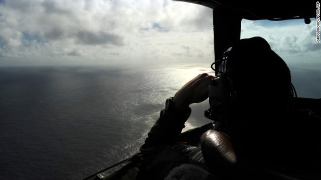 Bắt được tín hiệu điện thoại của cơ phó MH370 Một trạm thu phát sóng điện thoại di động đã bắt được tín hiệu từ điện thoại cơ phó MH370