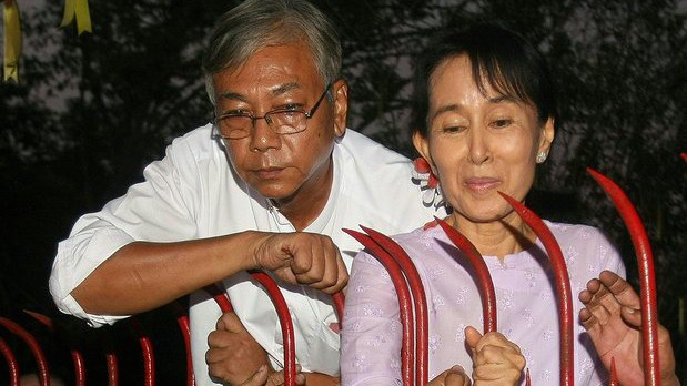 Tổng thống Myanmar là tài xế cũ của bà Suu Kyi Ông Htin Kyaw là thân tín lâu năm của bà Suu Kyi