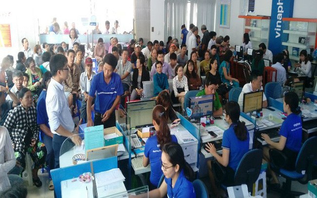 Nhà mạng 'đánh cắp' thông tin để kích hoạt sim rác là rất nghiêm trọng Sau khi phát hiện là chủ thuê bao "ma", khách hàng phải vất vả đi hủy thông tin tại các đại lý của nhà mạng.