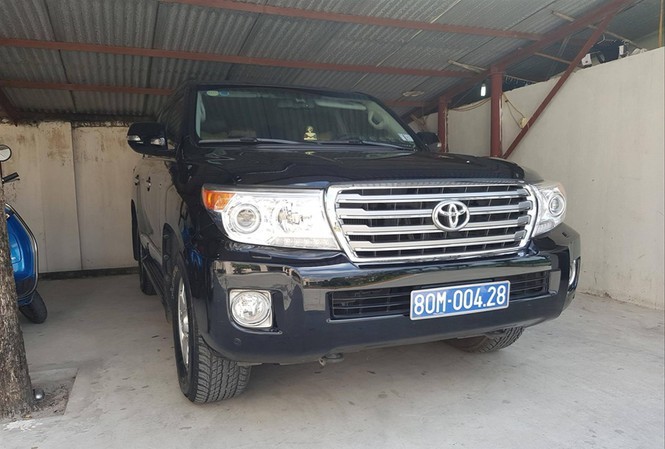 Chính phủ chỉ đạo làm rõ dấu hiệu khuất tất ở doanh nghiệp bị buộc thuê xe 80M Xe ô tô biển xanh Cty CP Cầu 12 thuê theo yêu cầu của cổ đông lớn - Ảnh: Công đoàn Cty CP Cầu 12 cung cấp