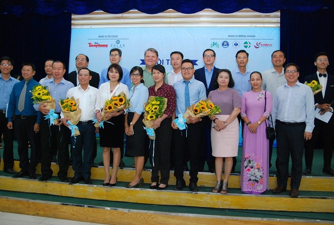 Lao động chất lượng cao: Cần nhà trường và doanh nghiệp chung tay Các diễn giả tham gia hội thảo “Giải pháp nâng cao chất lượng lao động đi làm việc ở nước ngoài”