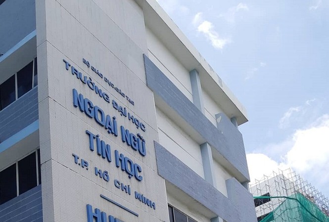 TS Trần Thanh Nhàn sẽ ký tên lên bằng tốt nghiệp của SV trường Huflit TS Trần Thanh Nhàn sẽ ký tên lên bằng tốt nghiệp của SV trường Huflit